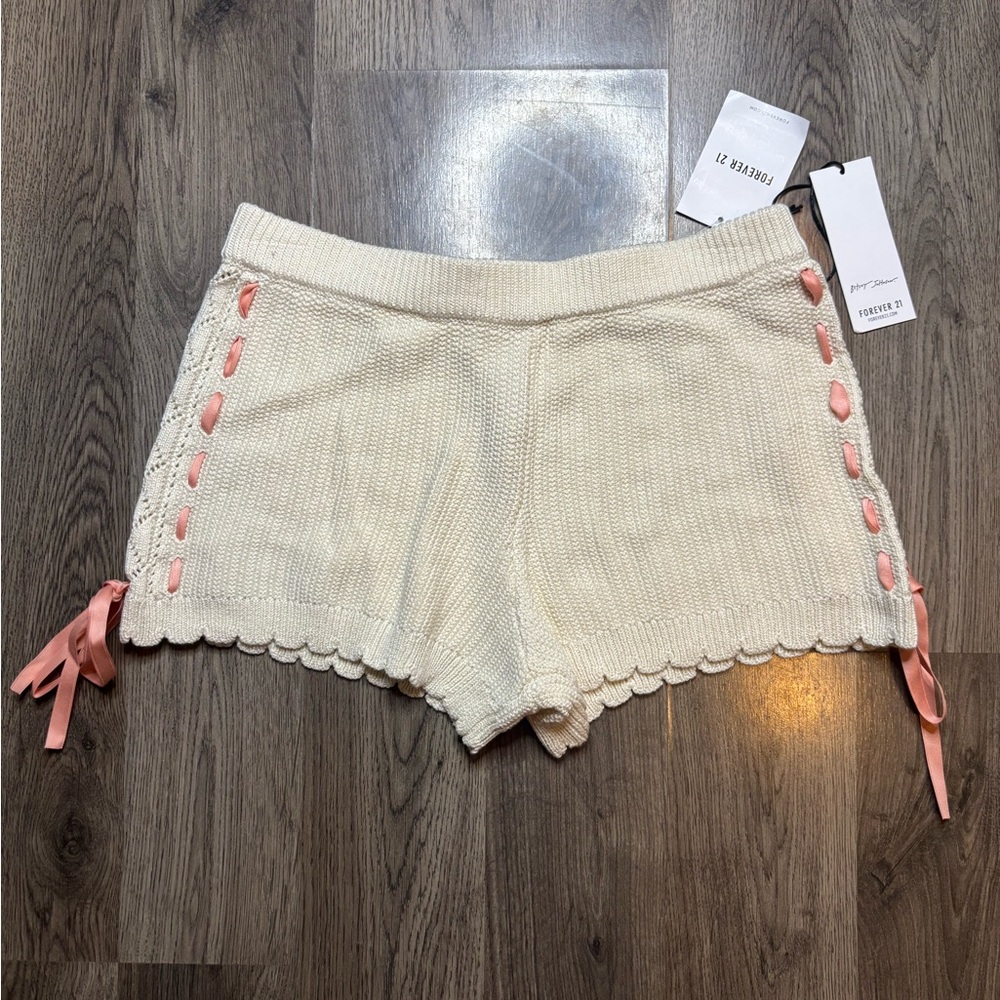 Cream Knit Shorts with Pink Accents
